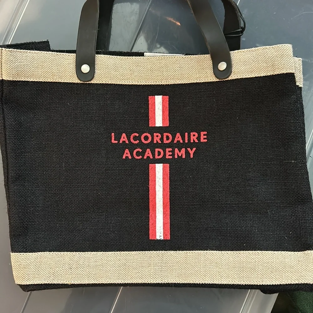Tote - Picture 3 of 12